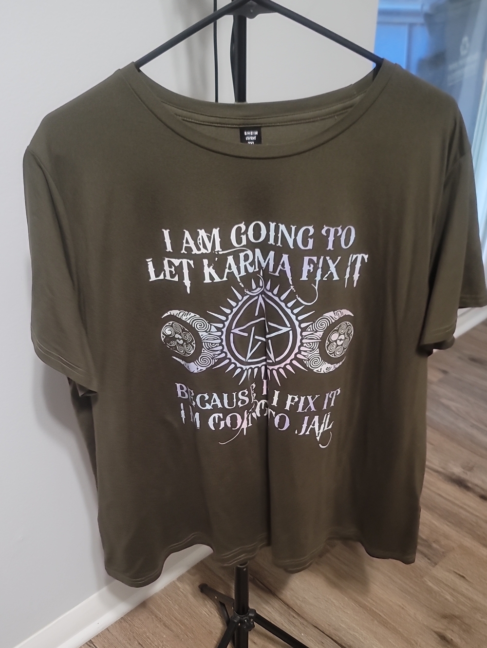 SHEIN Olive Green Short Sleeve Graphic Tee with White Print